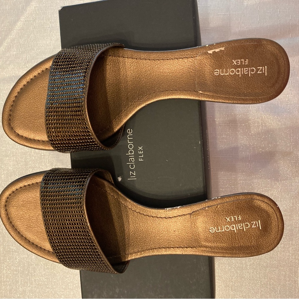Liz Claiborne Bronze Sandals, size 9 New w/box
